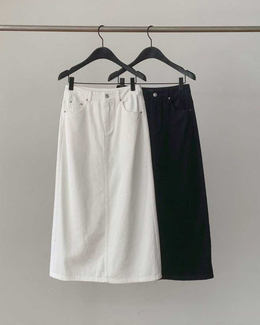 111519 - Roman A-line Maxi Skirt