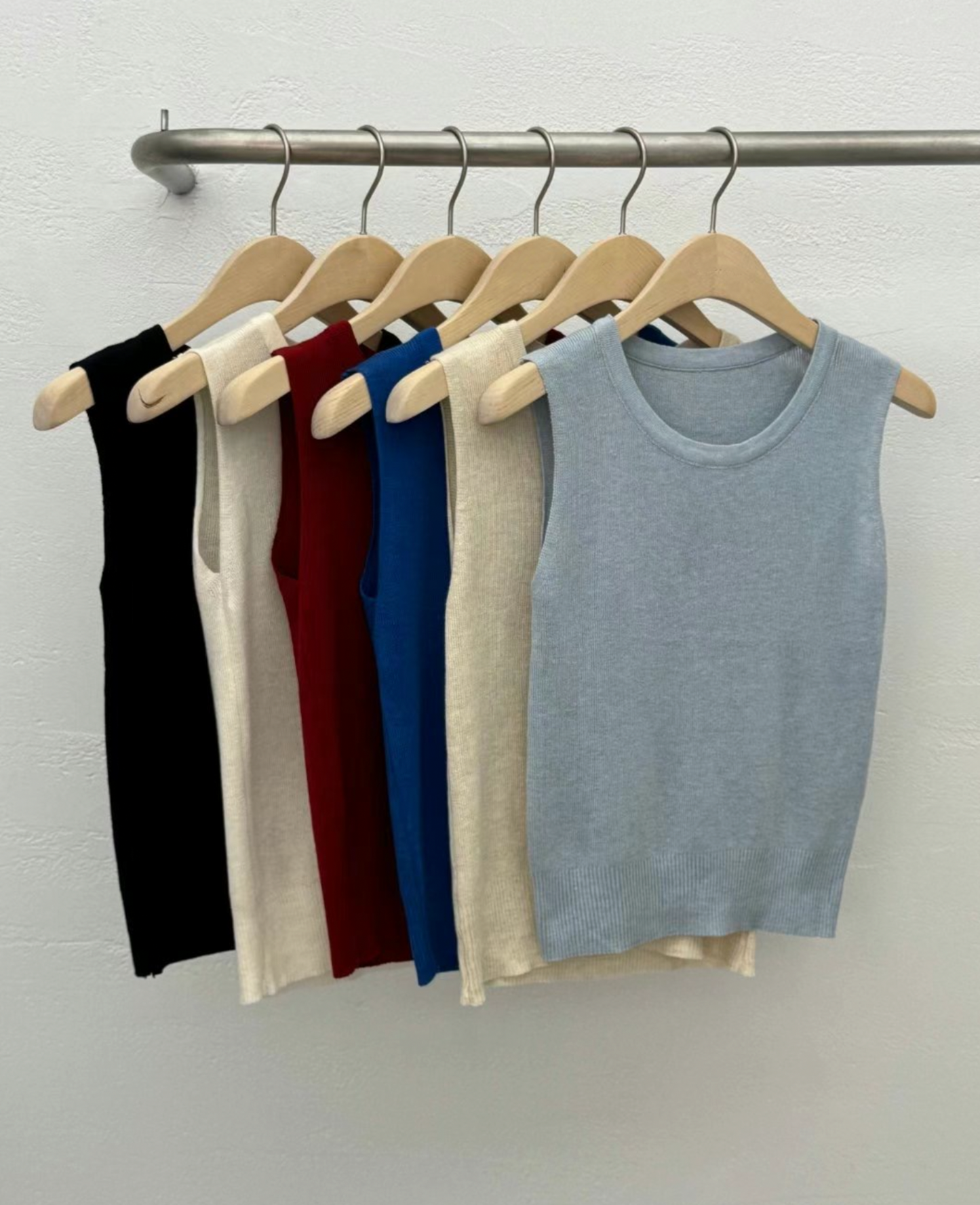 111505 Twins Cardigan & Tank Top