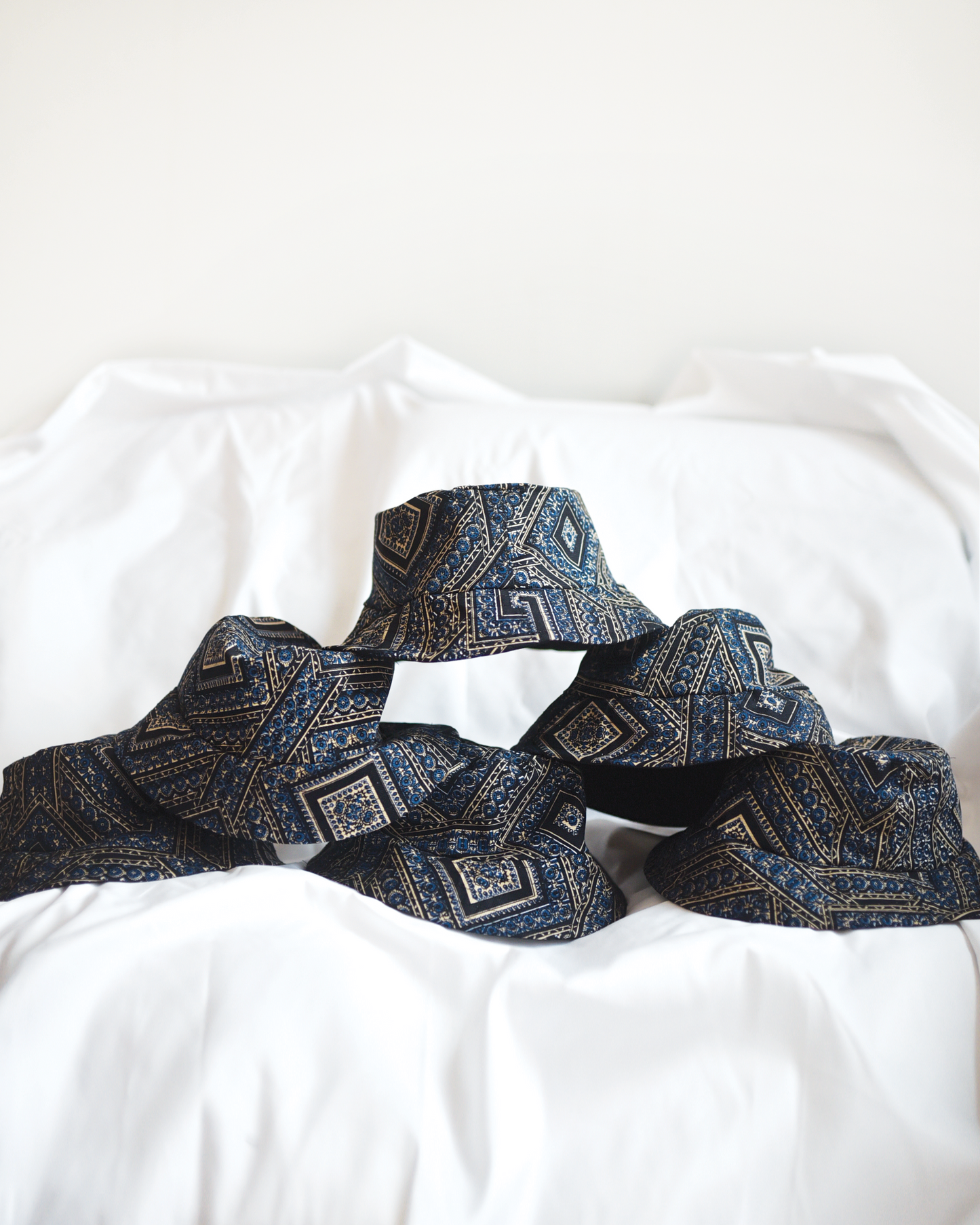 2-Sided Bucket Hat - Totem