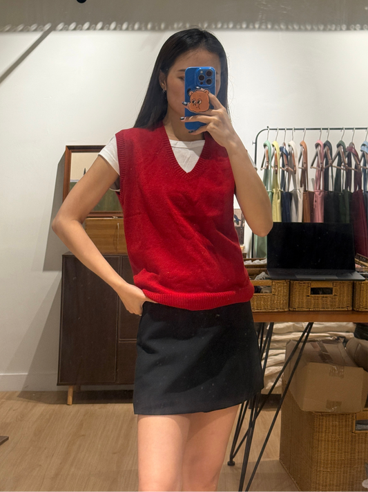 111526 - You Need V Knit Vest