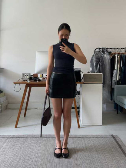 111534 - Turtleneck Tank Top