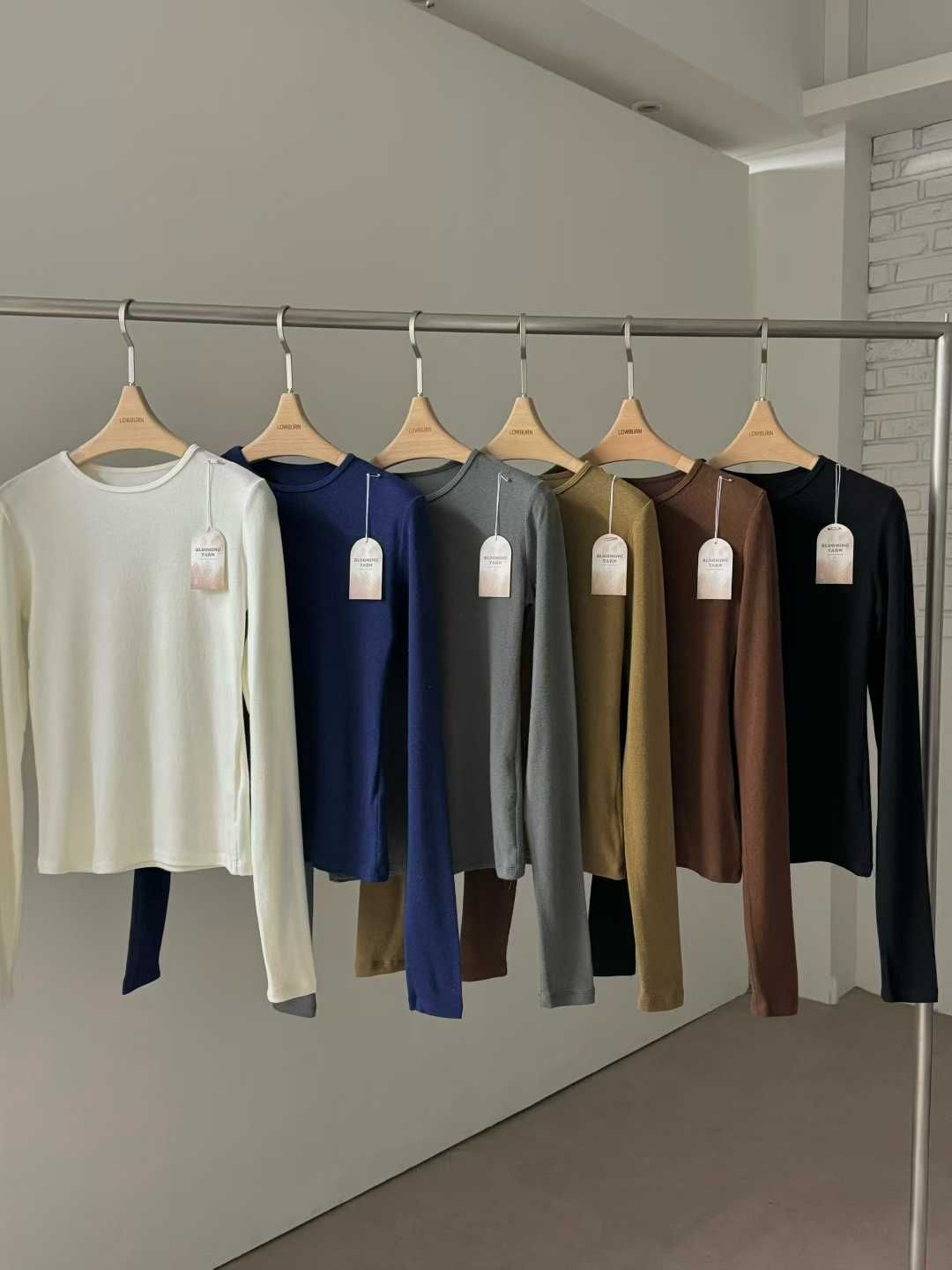 111543 - All Day Crew Long Sleeve