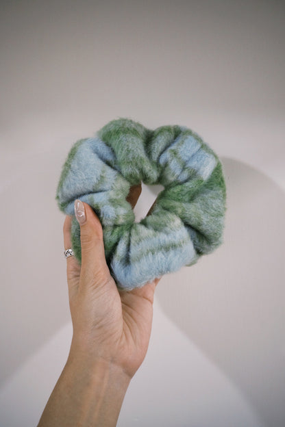 Fluffy Checkered Thick Scrunchie