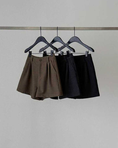 111544 - Mixed Wool Pocket Short