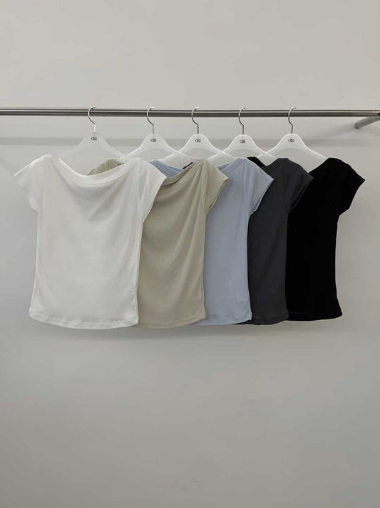 111514 - Show The (Shoulder) Tip Tee