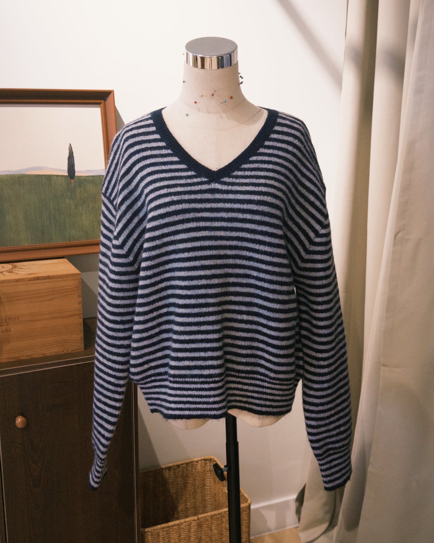 111549 - V Neck Stripe Top