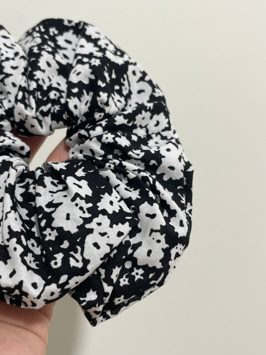 Black & White Floral Scrunchie