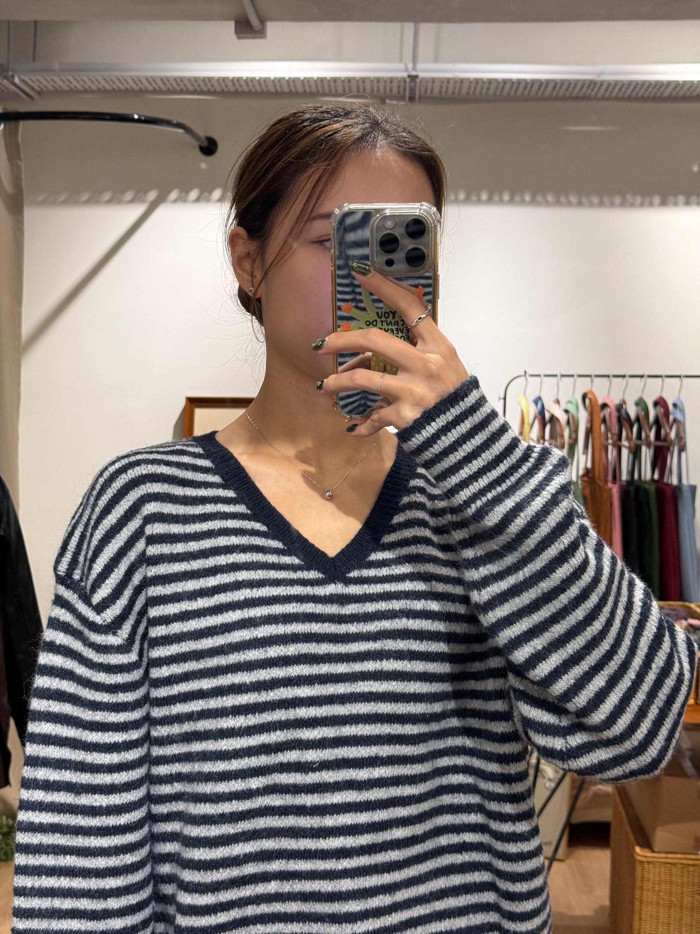 111549 - V Neck Stripe Top