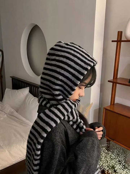 111546 - Warmth With Stripes