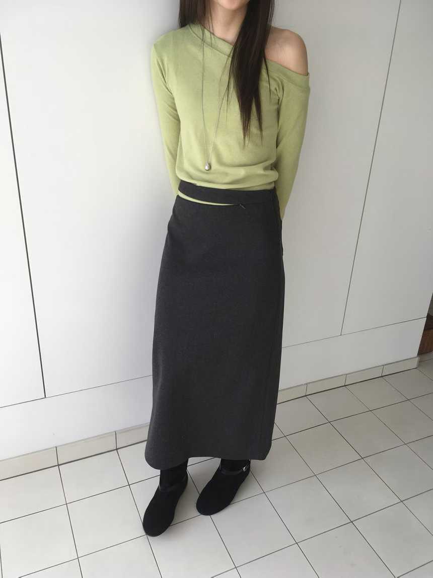 111554 - One Shoulder Top