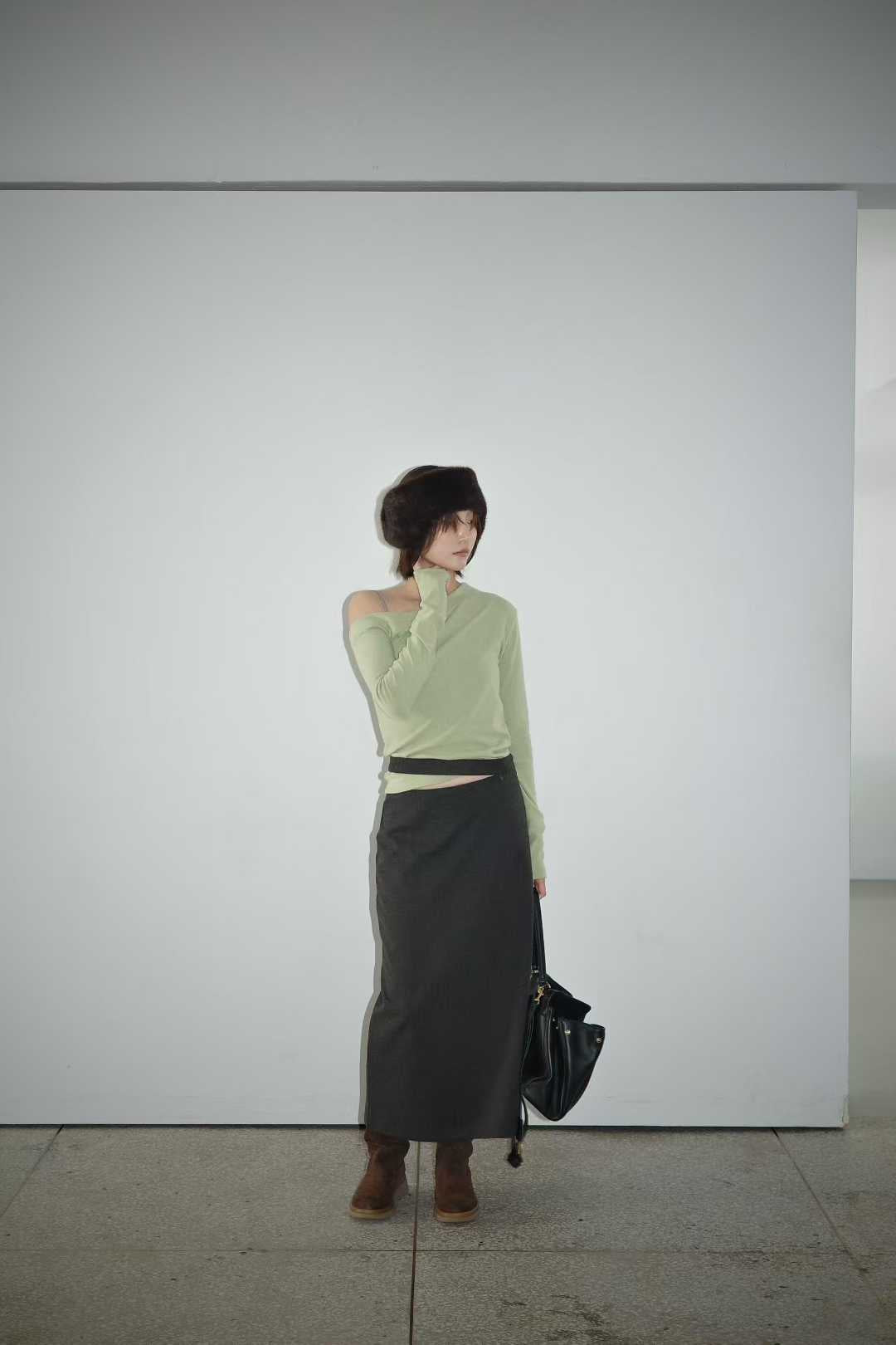 111554 - One Shoulder Top