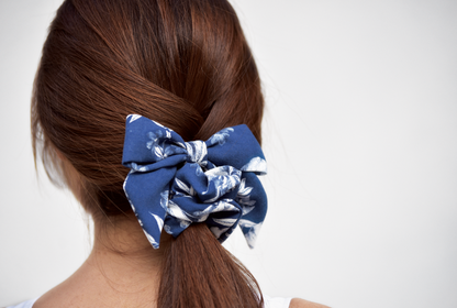 Blue Floral Hairpin