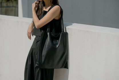 Sq.Tote - PU leather Black