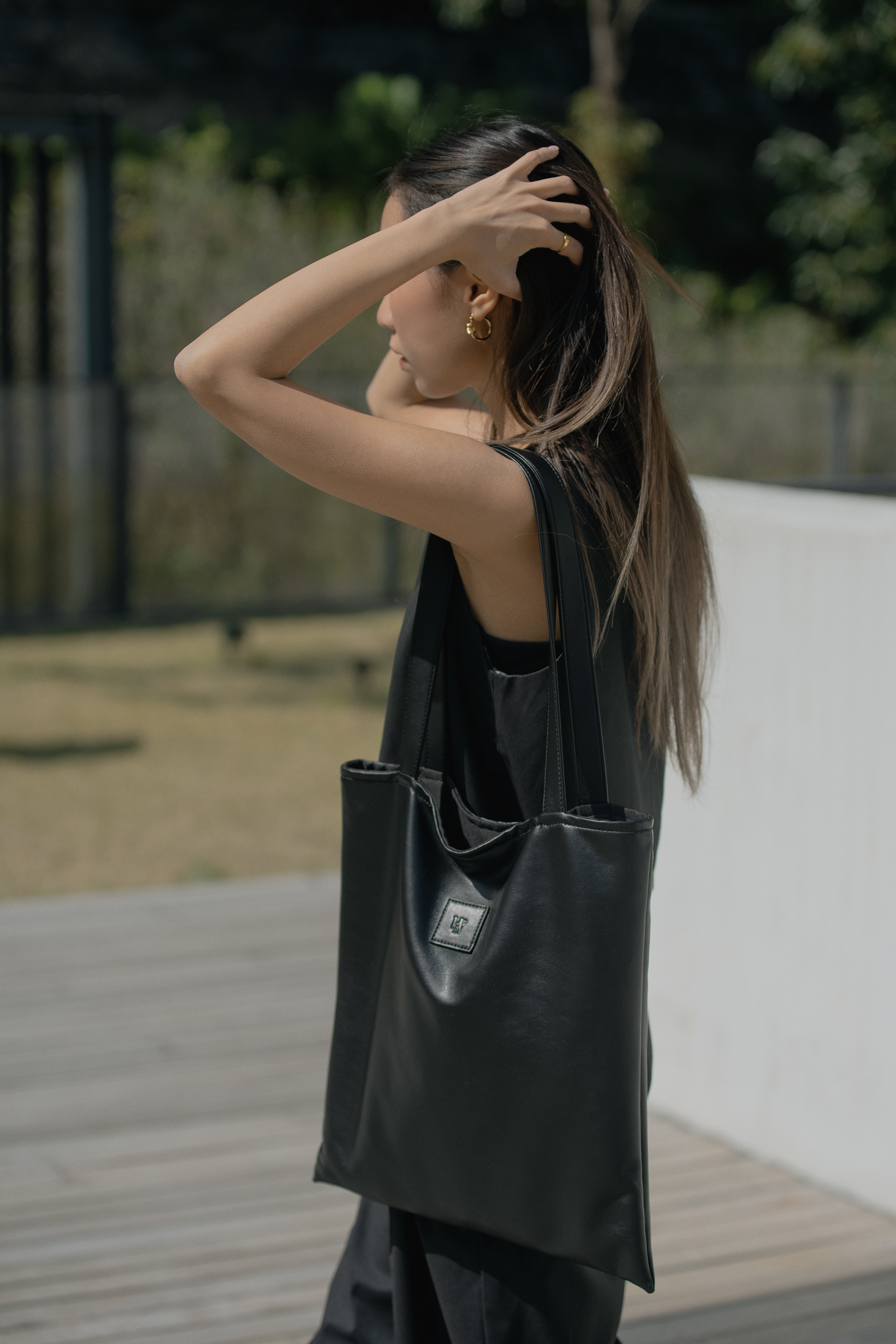 Sq.Tote - PU leather Black